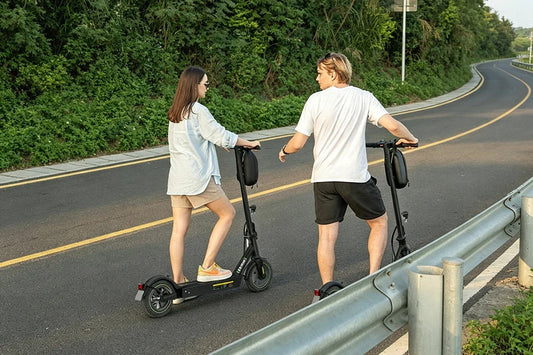 How to Ride Your iSinwheel Scooter More Efficiently in City Traffic